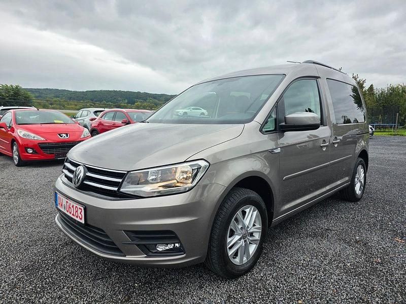 Beige Gebraucht 2017 VW Caddy Comfortline Van / Kleinbus | 18.490 € (Fairer Preis) - Bild 1/4