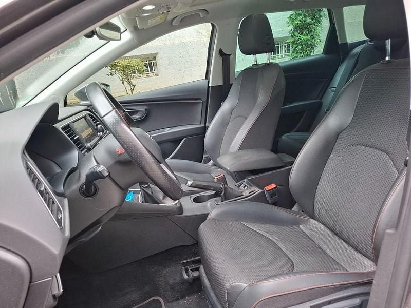 Grau Gebraucht 2016 Seat Leon ST FR Kombi | 13.700 € (Fairer Preis) - Bild 1/4