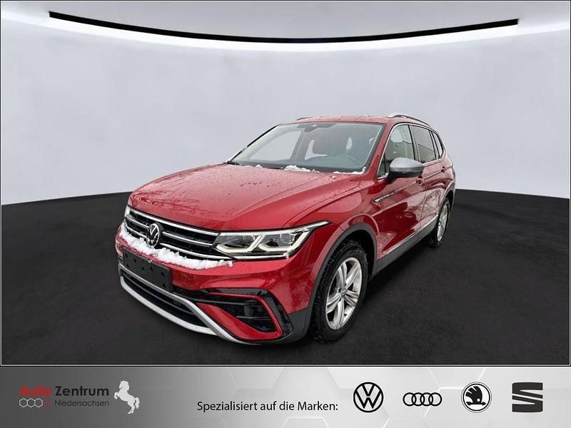 Gebraucht VW Tiguan Allspace Elegance 150 PS (110 kW) 2023 Kings red metallic SUV