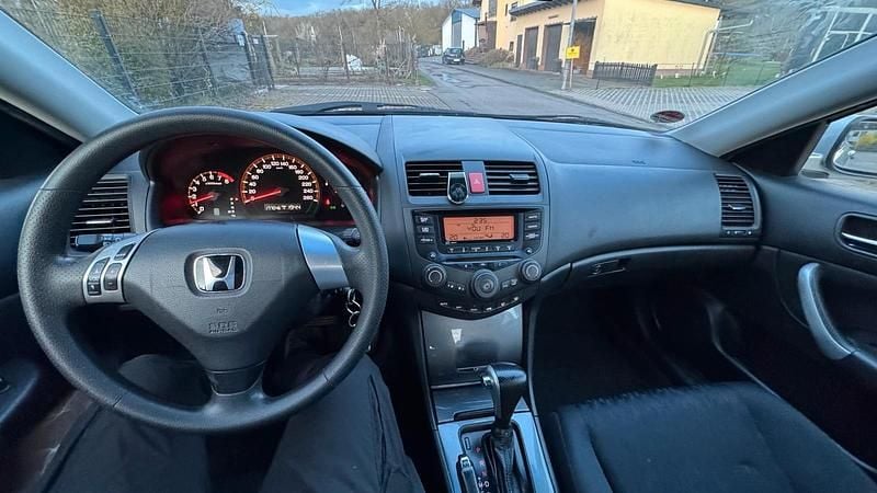 Gebraucht Honda Accord 155 PS (114 kW) 2003 Grau Limousine