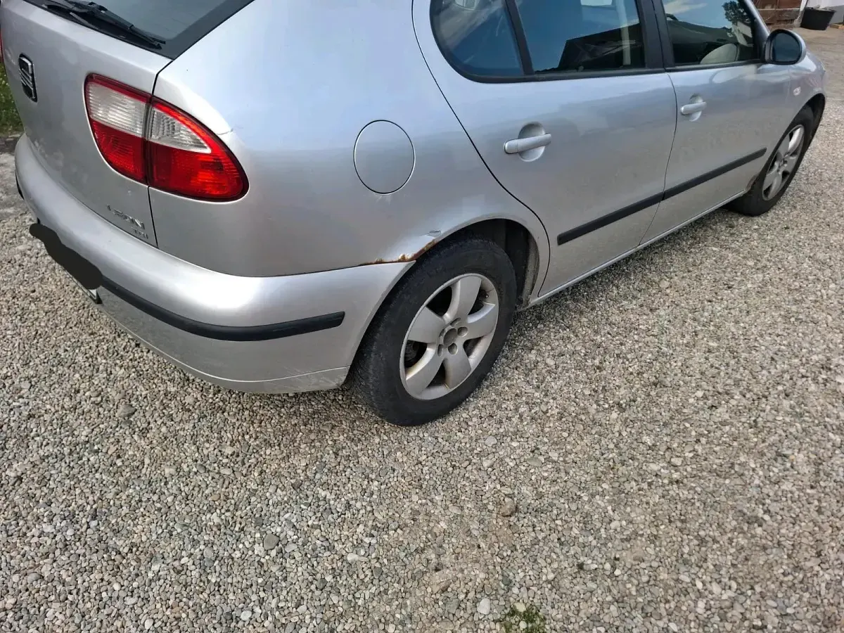 Gebraucht Seat Leon 109 PS (80 kW) 2003 Silber Kleinwagen