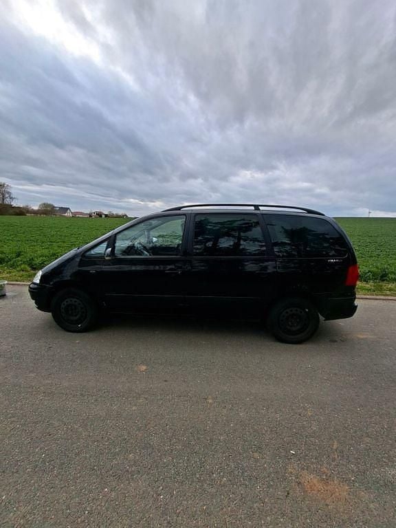 Gebraucht VW Sharan Goal 116 PS (85 kW) 2004 Schwarz Van / Kleinbus