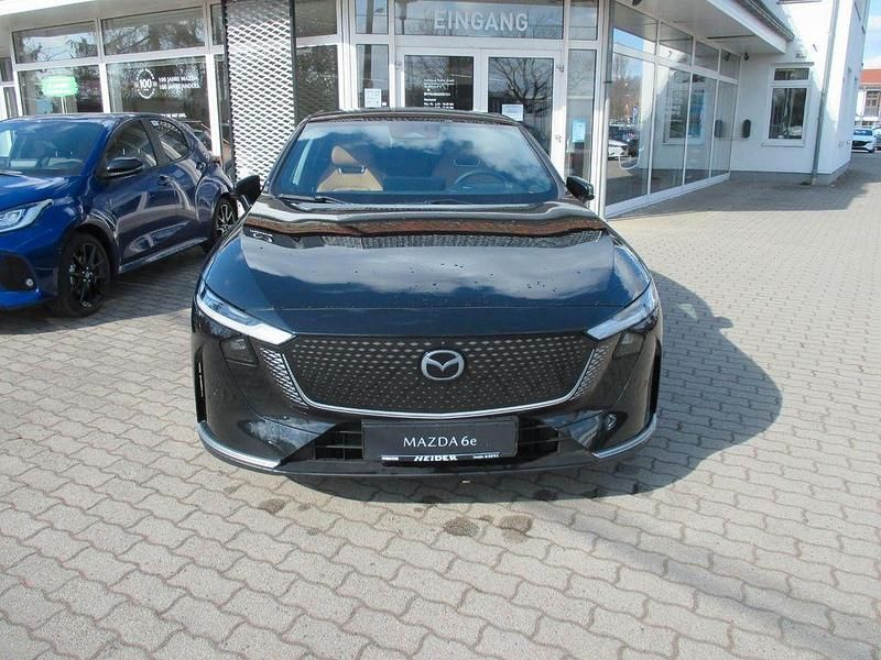 Neu Mazda 6e Takumi-Line 180 kW (245 PS) 2025 Jet black Limousine
