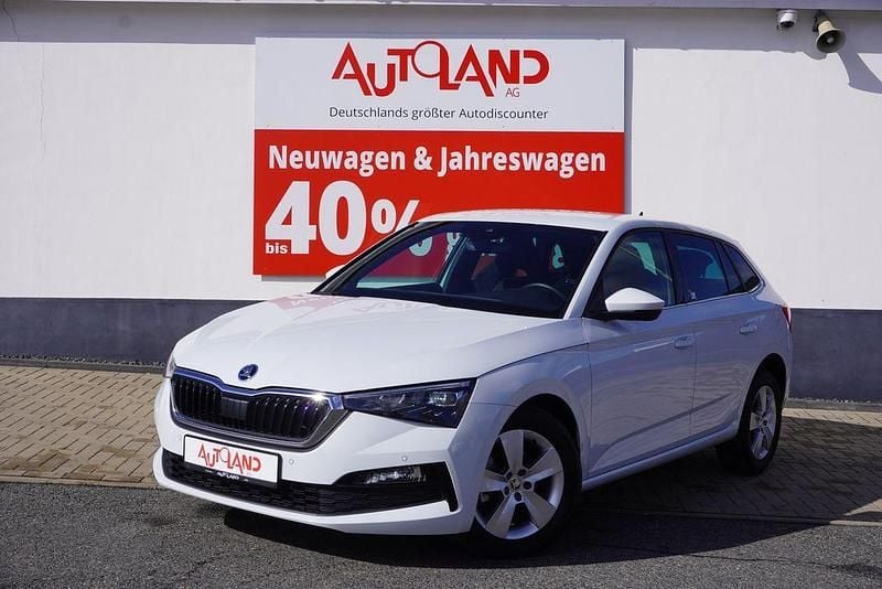 Gebraucht Skoda Scala 110 PS (80 kW) 2021 Weiß Kleinwagen