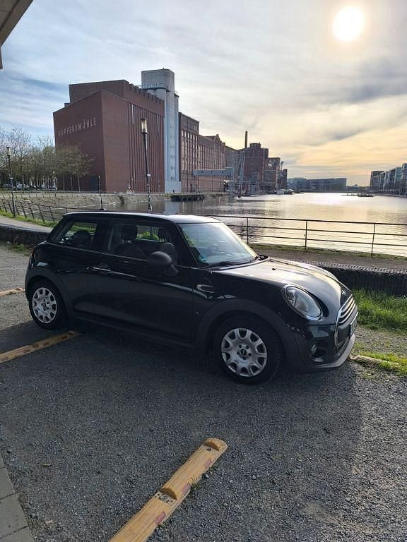 Gebraucht Mini ONE 75 PS (55 kW) 2015 Schwarz Kleinwagen