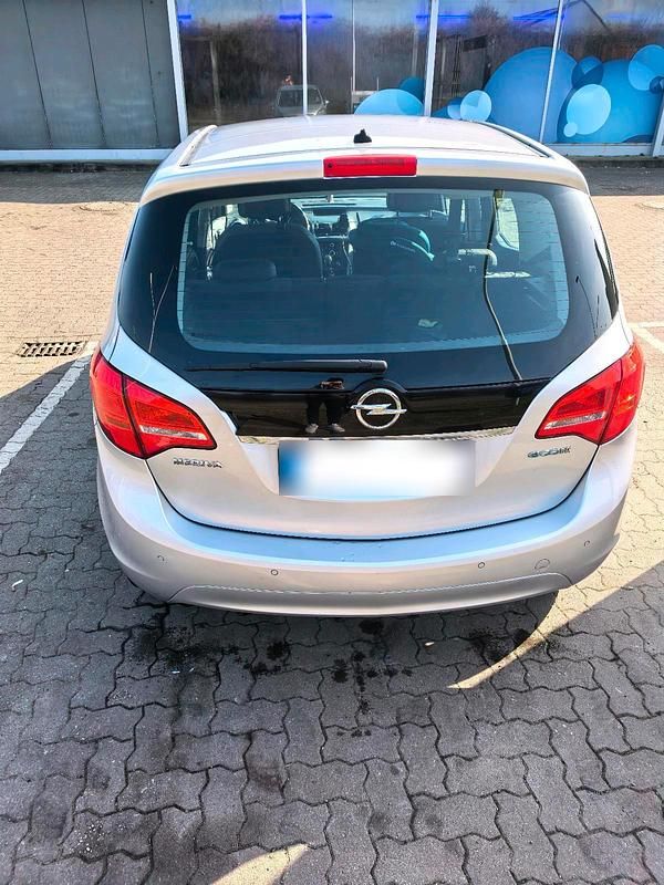 Second-hand Opel Meriva 120 CP (88 kW) 2011 Gri Monovolum