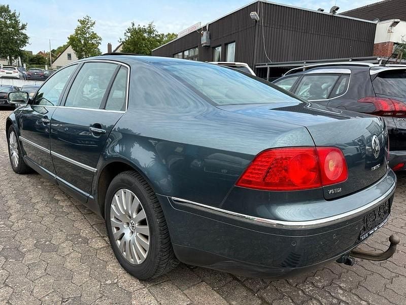 Second-hand VW Phaeton 224 CP (164 kW) 2006 Gri Berlinǎ