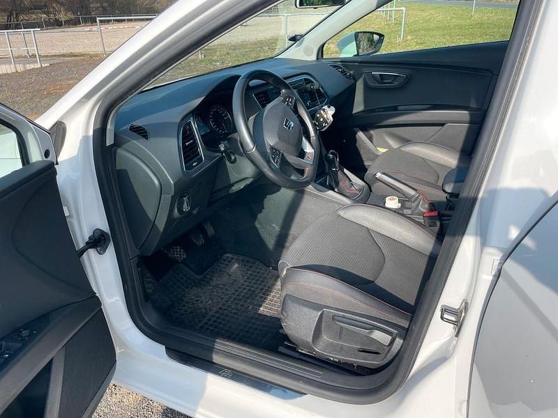 Gebraucht Seat Leon FR 122 PS (89 kW) 2013 Weiß Limousine