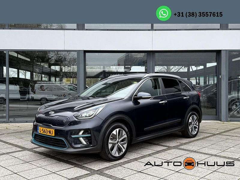 Blau Gebraucht 2021 Kia e-Niro SUV | 19.850 € (Guter Preis) - Bild 1/4