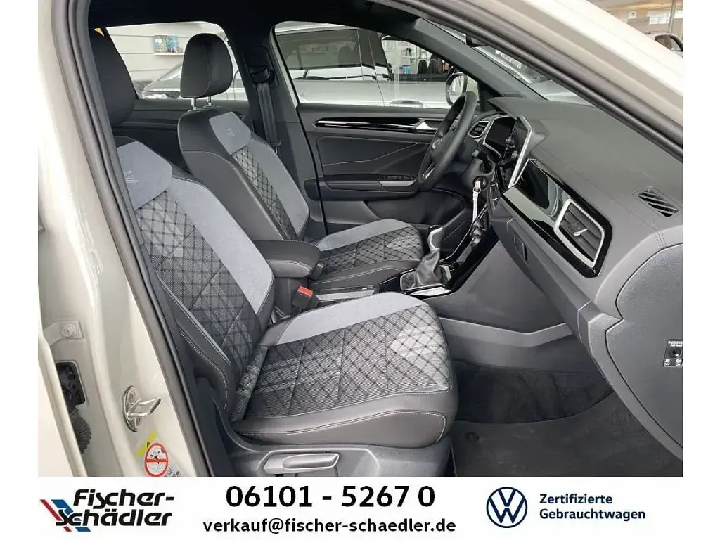 Gebraucht VW T-Roc R-line 110 PS (80 kW) 2024 Ascotgrau SUV