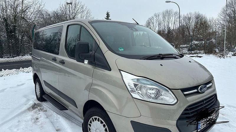 Gold Gebraucht 2013 Ford Tourneo Van / Kleinbus | 12.500 € (Superpreis) - Bild 1/4