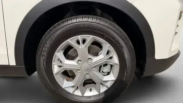 Gebraucht KGM Tivoli 163 PS (119 kW) 2025 Weiß SUV