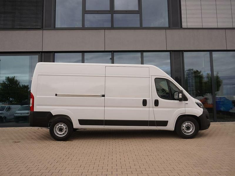Gebraucht Fiat Ducato 140 PS (102 kW) 2023 Weiß Van