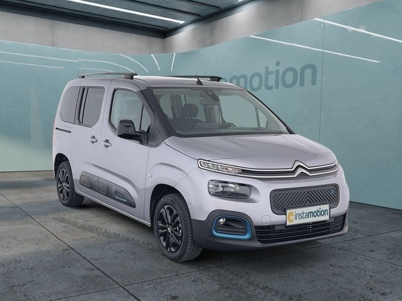 Grau Gebraucht 2022 Citroën e-Berlingo Shine Van / Kleinbus | 25.270 € (Fairer Preis) - Bild 1/4
