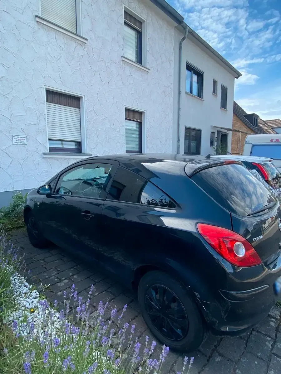 Gebraucht Opel Corsa 87 PS (63 kW) 2014 Schwarz Kleinwagen