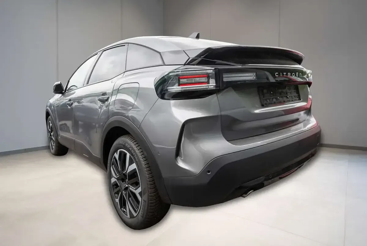 Neu Citroën C4 136 PS (100 kW) 2025 Grau SUV