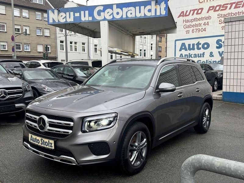 Gebraucht Mercedes GLB180 Progressive 136 PS (100 kW) 2021 Grau SUV