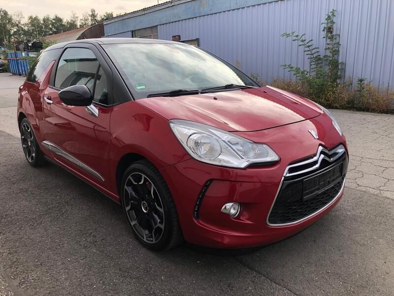 Rot Gebraucht 2014 Citroën DS3 Kleinwagen | 4.200 € (Fairer Preis) - Bild 1/4