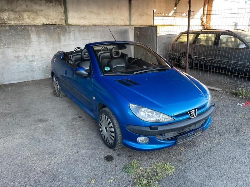 Blau Gebraucht 2002 Peugeot 206 CC Cabrio | 999 € (Guter Preis) - Bild 1/4