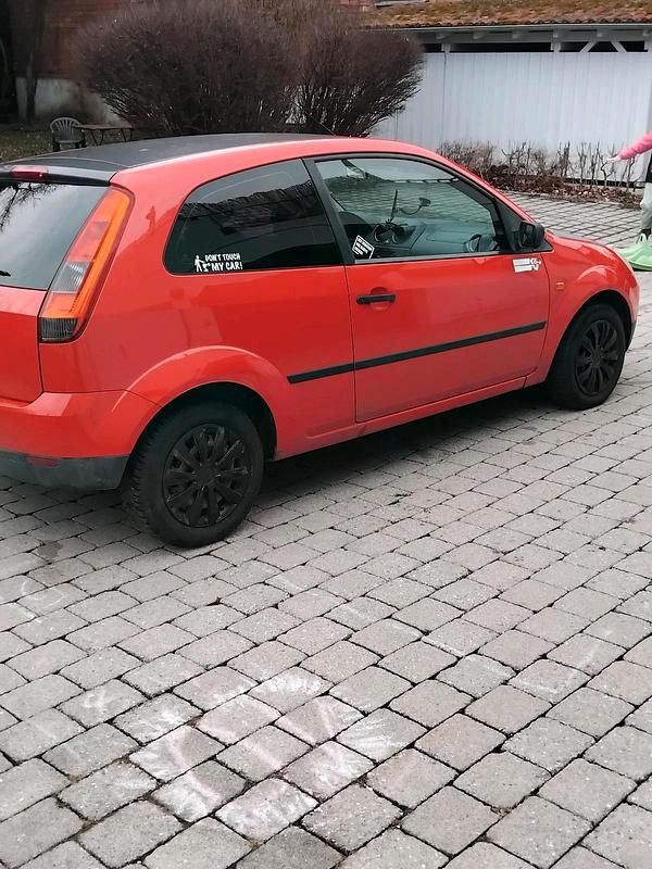 Gebraucht Ford Fiesta 2005 Rot Kleinwagen