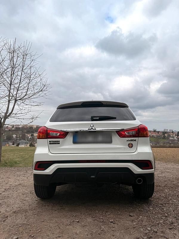 Gebraucht Mitsubishi ASX 117 PS (86 kW) 2018 Weiß SUV