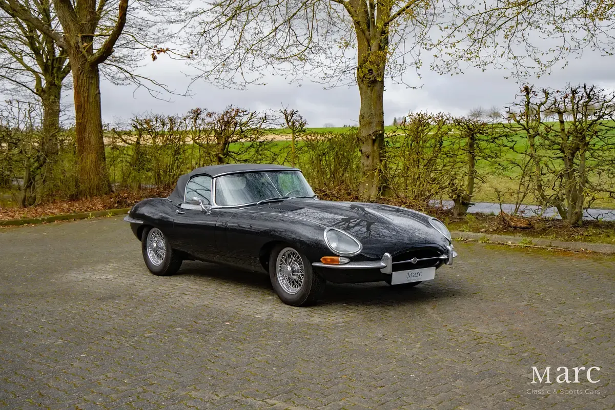 Gebraucht Jaguar E-Type 209 PS (153 kW) 1968 Schwarz (schwarz) Cabrio