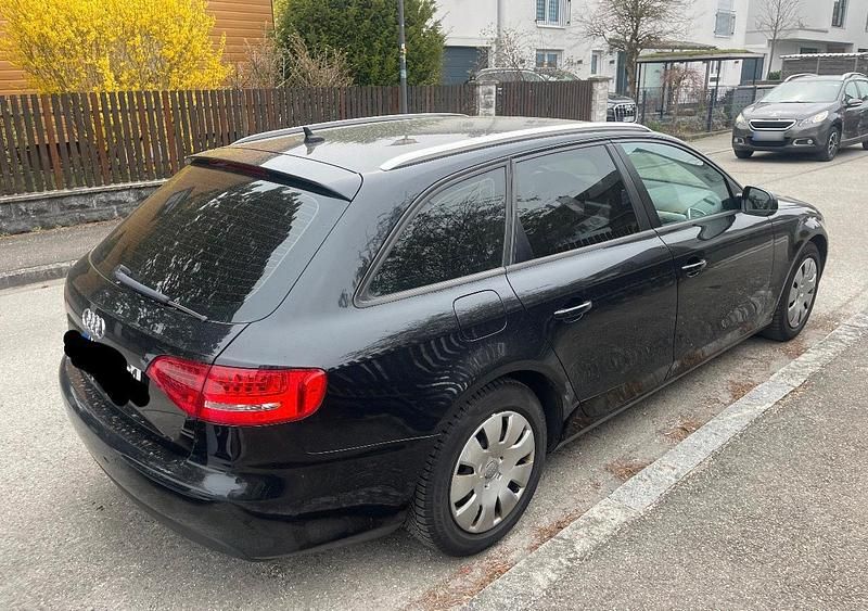 Gebraucht Audi A4 Ambiente 143 PS (105 kW) 2011 Schwarz Kombi