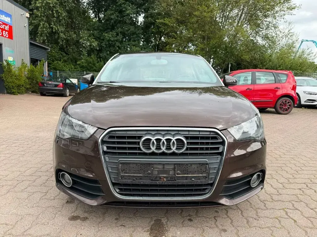 Gebraucht Audi A1 Ambition 122 PS (89 kW) 2011 Braun Kleinwagen