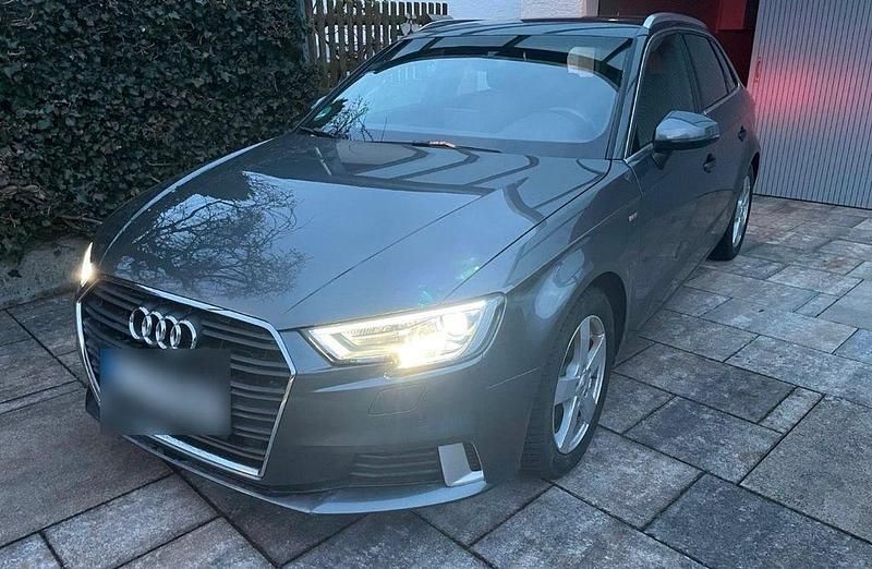 Gebraucht Audi A3 S-Line 150 PS (110 kW) 2018 Grau Limousine