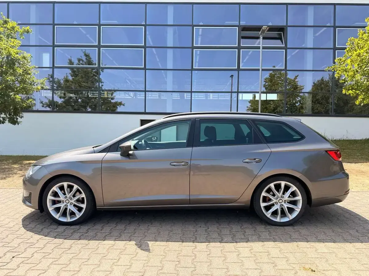 Gebraucht Seat Leon FR 179 PS (131 kW) 2014 "technic" grau Kombi