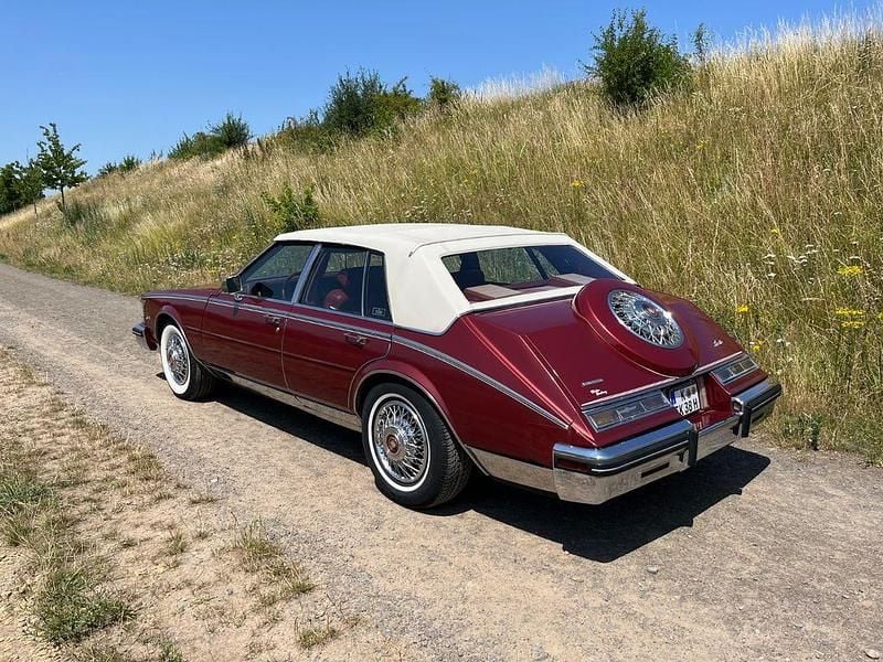 Gebraucht Cadillac Seville 137 PS (100 kW) 1984 Rot Limousine