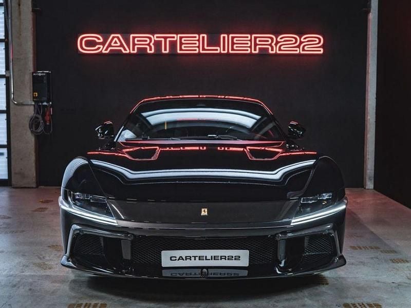 Neu Ferrari 12 Cilindri 831 PS (611 kW) 2025 Schwarz Cabrio