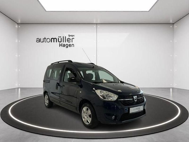 Blau marine Gebraucht 2020 Dacia Dokker Comfort Van | 13.490 € (Guter Preis) - Bild 1/4