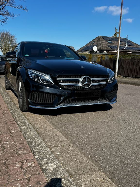 Schwarz Gebraucht 2017 Mercedes 200 Limousine | 21.000 € (Superpreis) - Bild 1/4
