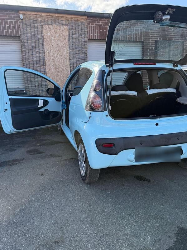 Gebraucht Citroën C1 68 PS (50 kW) 2013 Andere farben Kleinwagen