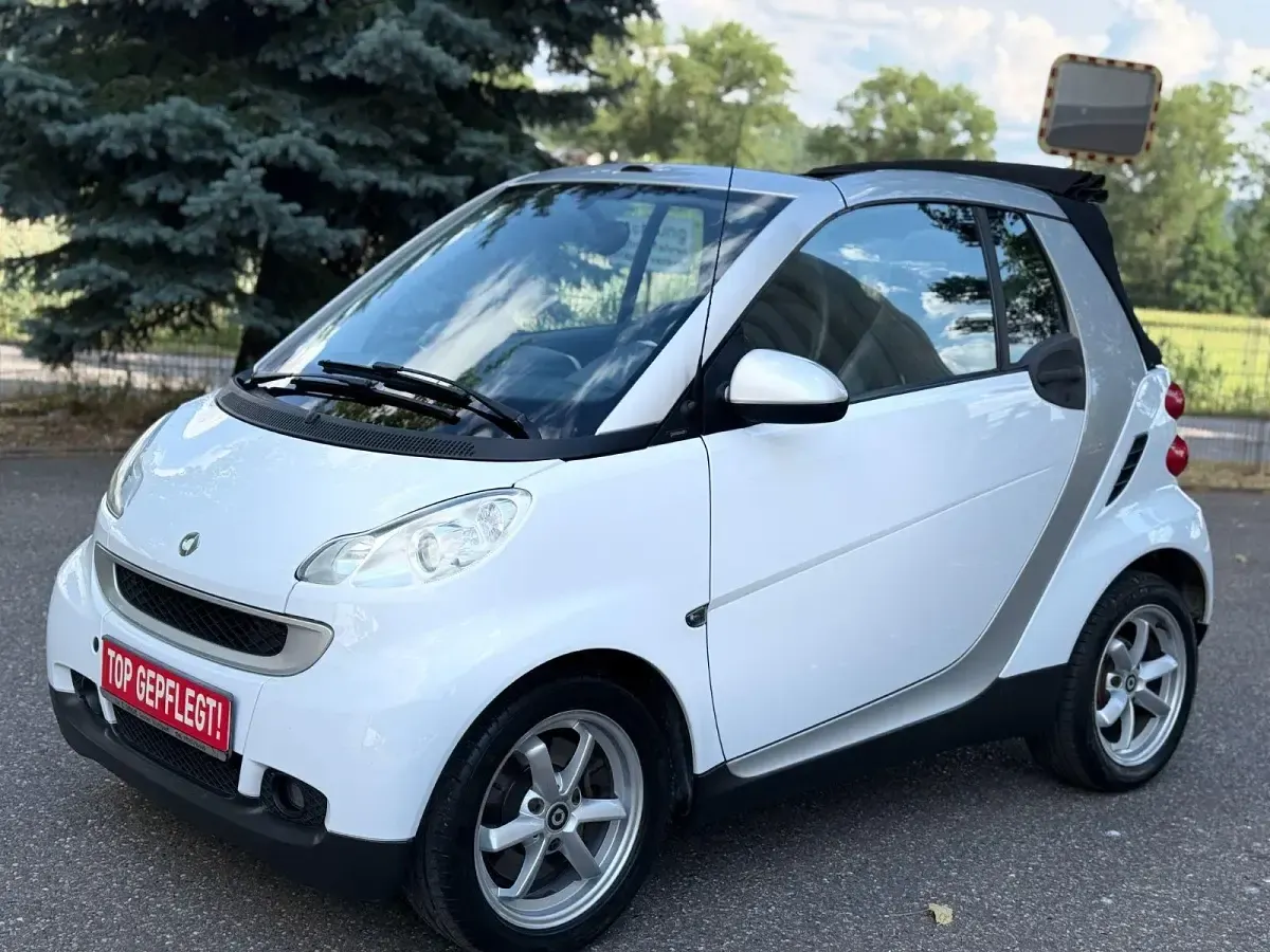 Gebraucht Smart ForTwo Coupé 84 PS (61 kW) 2010 Weiß Coupé