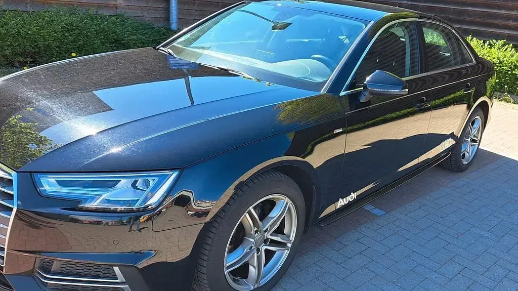 Gebraucht Audi A4 S-Line 190 PS (139 kW) 2018 Schwarz Limousine
