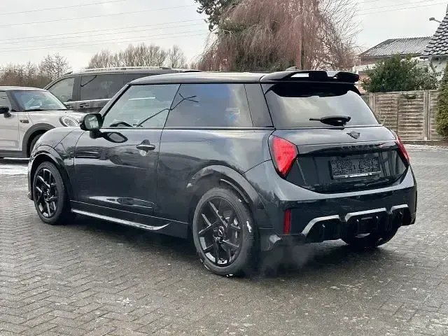 Gebraucht Mini John Cooper Works 204 PS (150 kW) 2024 Grau Kleinwagen