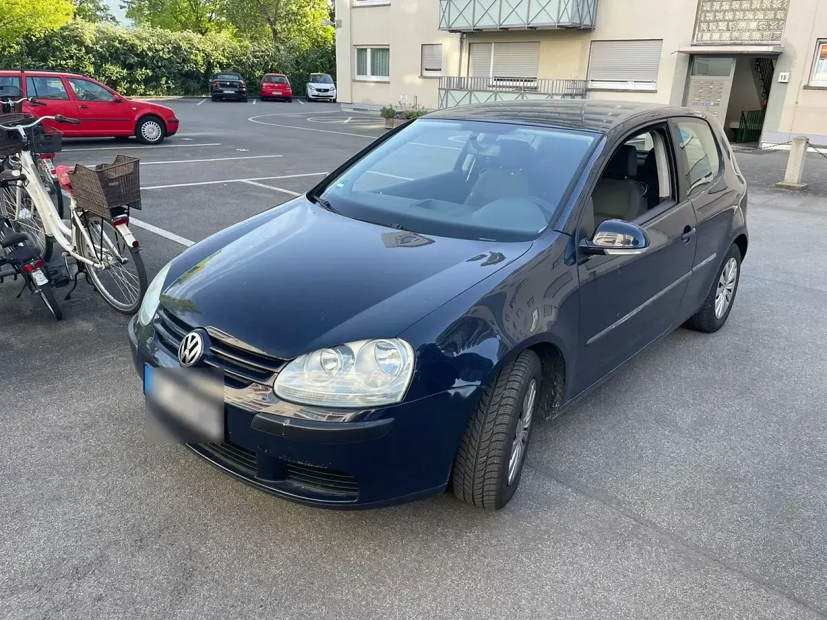 Gebraucht VW Golf IV 75 PS (55 kW) 2005 Blau Limousine
