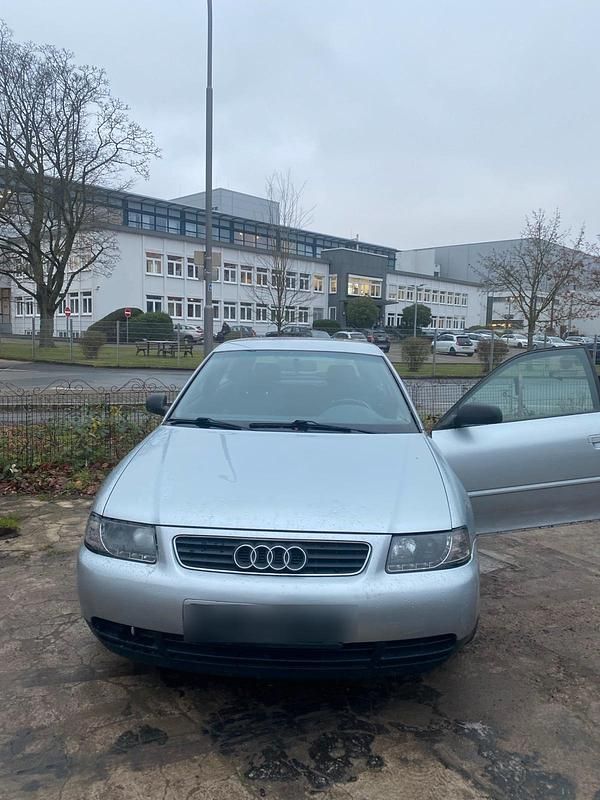 Silber Gebraucht 1997 Audi A3 Kleinwagen | 800 € (Guter Preis) - Bild 1/4