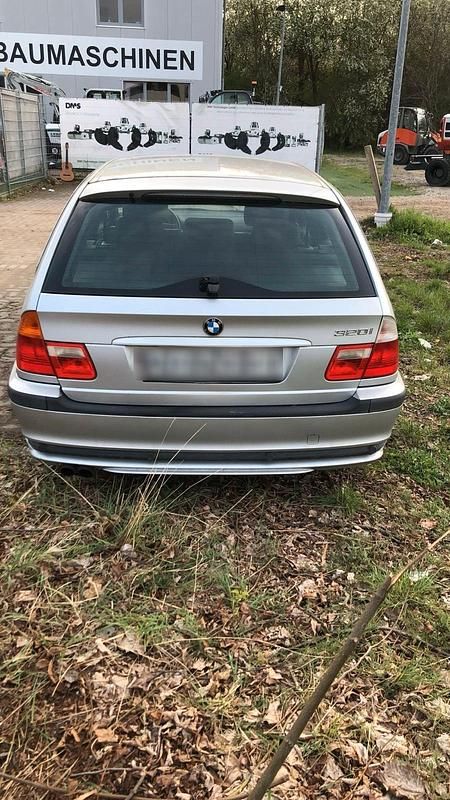Gebraucht BMW 320 2004 Silber Kombi