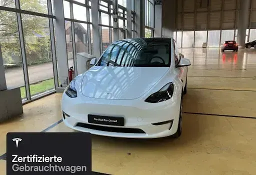 Used Tesla Model Y 273 kW (372 HP) 2023 White SUV