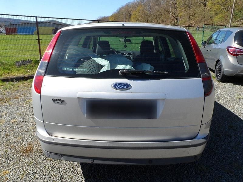 Gebraucht Ford Focus Fun X 109 PS (80 kW) 2007 Silber Kombi