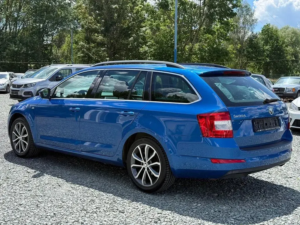 Gebraucht Skoda Octavia 150 PS (110 kW) 2016 Blau Kombi