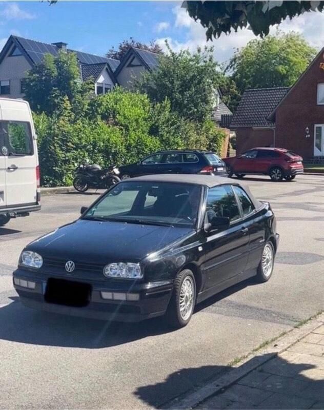 Schwarz Gebraucht 1996 VW Golf Cabriolet Cabrio | 1.100 € (Superpreis) - Bild 1/4