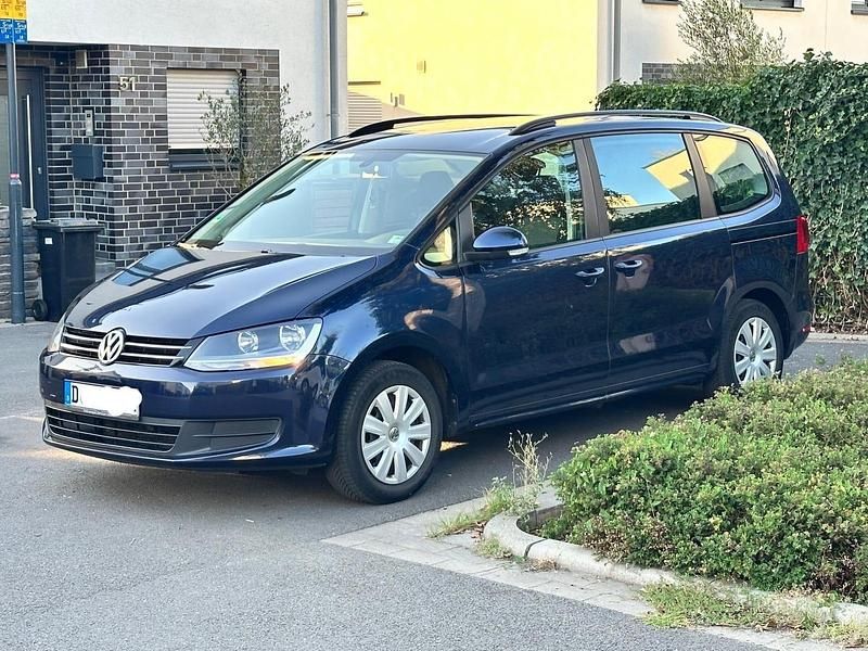 Blau Gebraucht 2012 VW Sharan Van / Kleinbus | 8.200 € (Guter Preis) - Bild 1/4