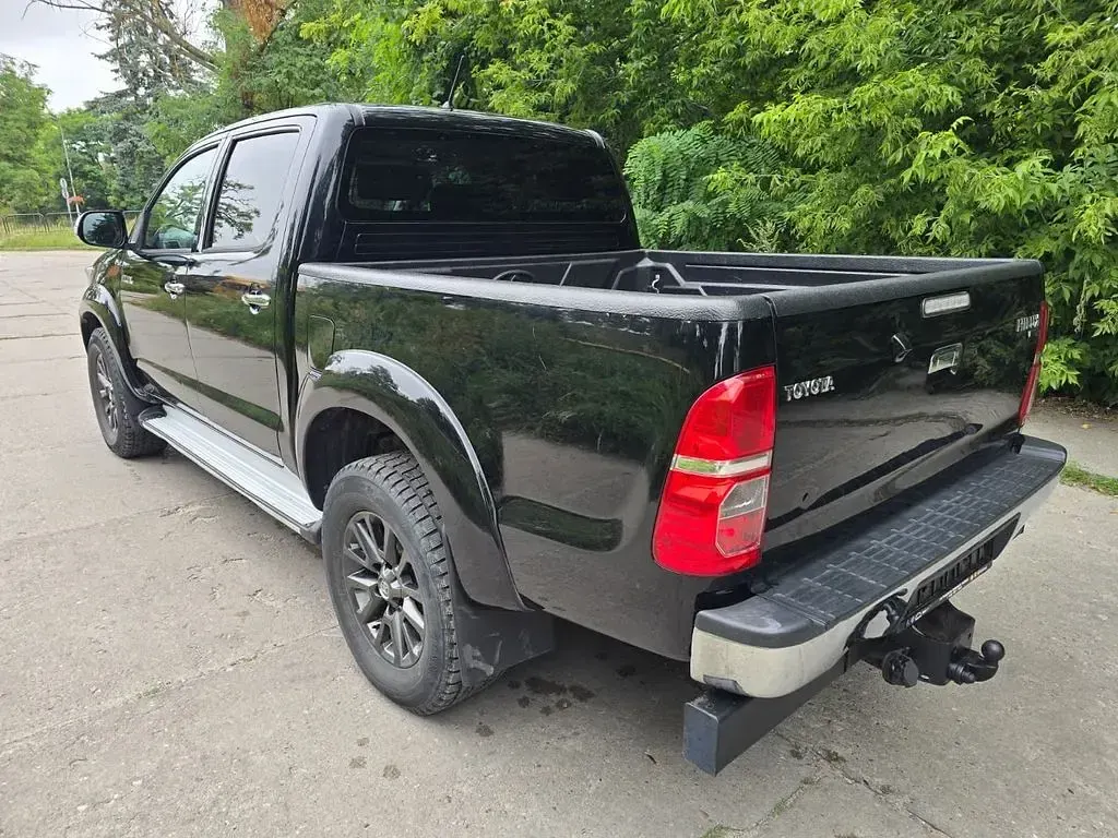Gebraucht Toyota HiLux 171 PS (125 kW) 2006 Silber metallic Pickup