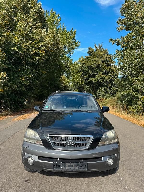 Schwarz Gebraucht 2006 Kia Sorento SUV | 2.250 € (Superpreis) - Bild 1/4