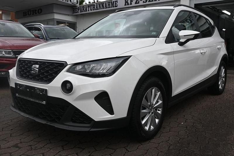 Weiß Gebraucht 2022 Seat Arona Style SUV | 16.498 € (Superpreis) - Bild 1/4
