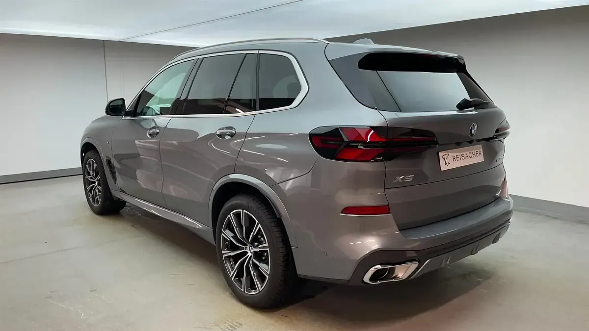 Neu BMW X5 Efficient Dynamics 352 PS (258 kW) 2026 Skyscraper grau metallic SUV